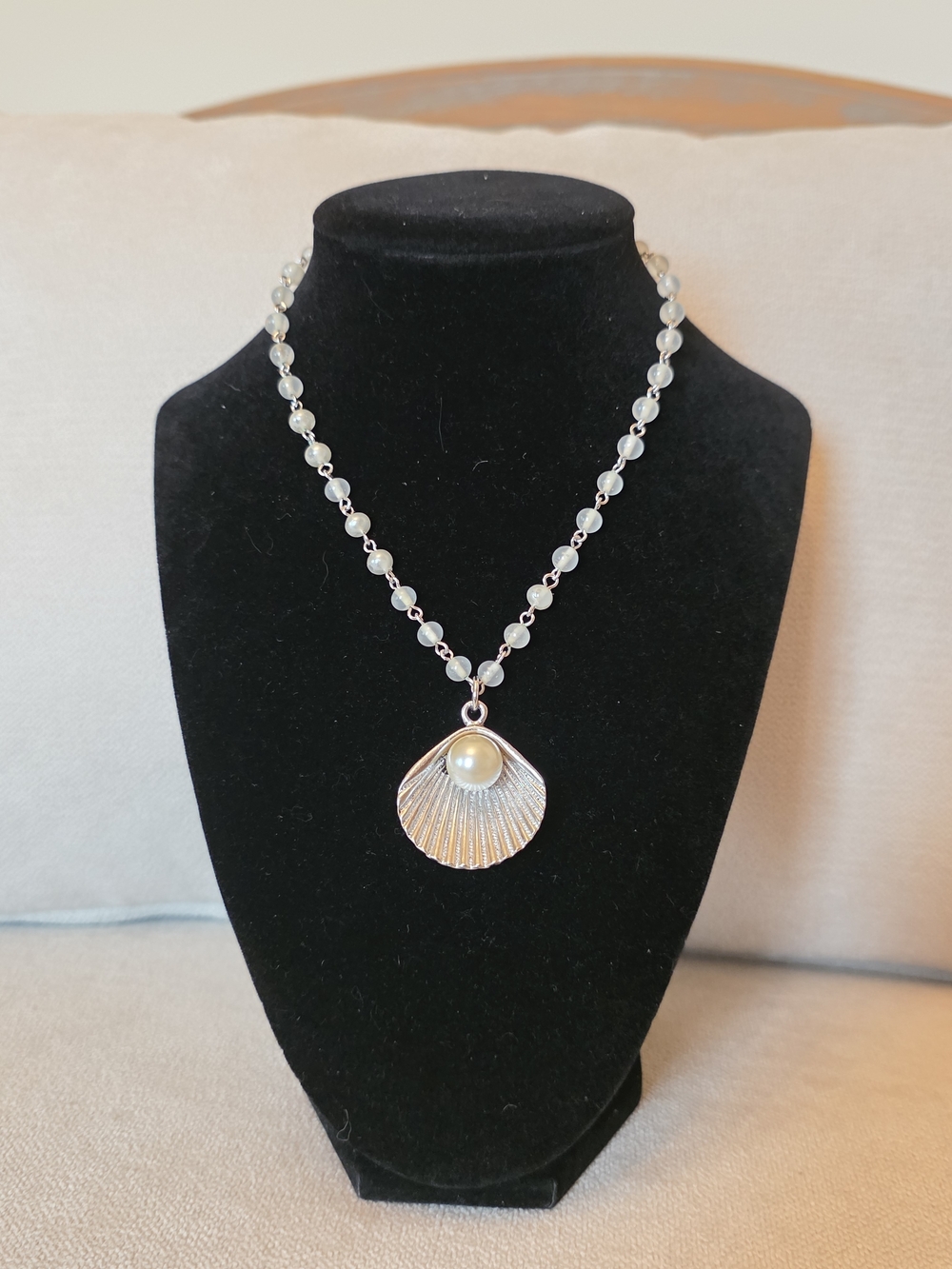 Silver Shell Pendant Necklace Faux Pearl Beaded Chain Coastal